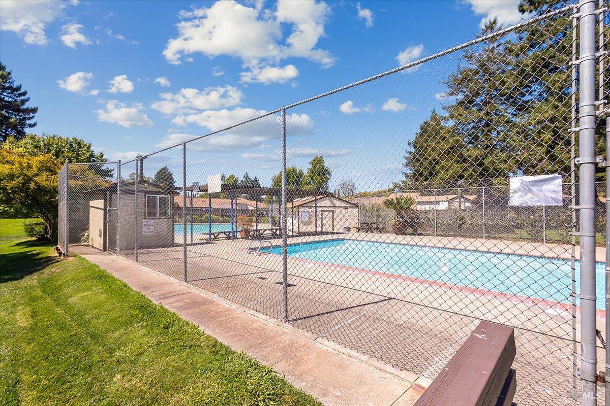 751 Agnew Place Santa Rosa CA 95401