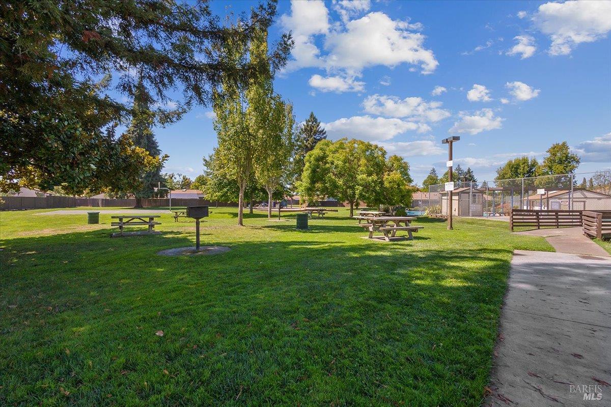 751 Agnew Place Santa Rosa CA 95401