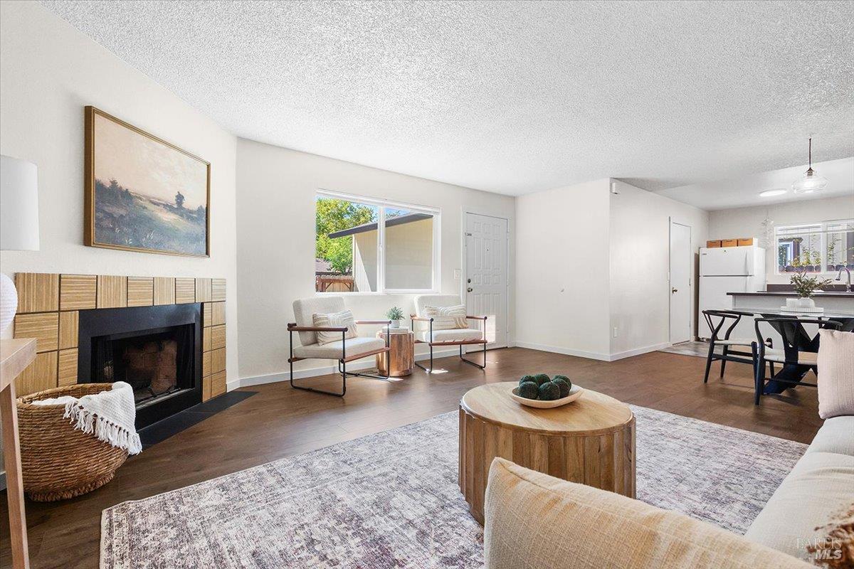 751 Agnew Place Santa Rosa CA 95401