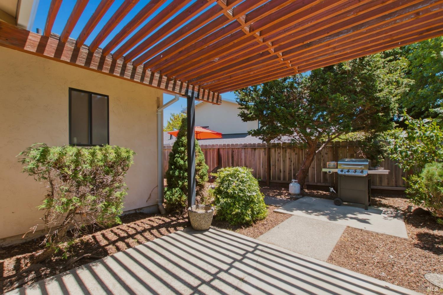 1639 Santiago Avenue Napa CA 94558