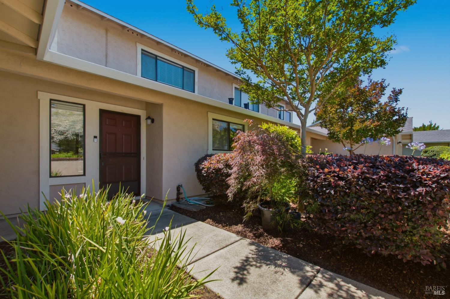 1639 Santiago Avenue Napa CA 94558