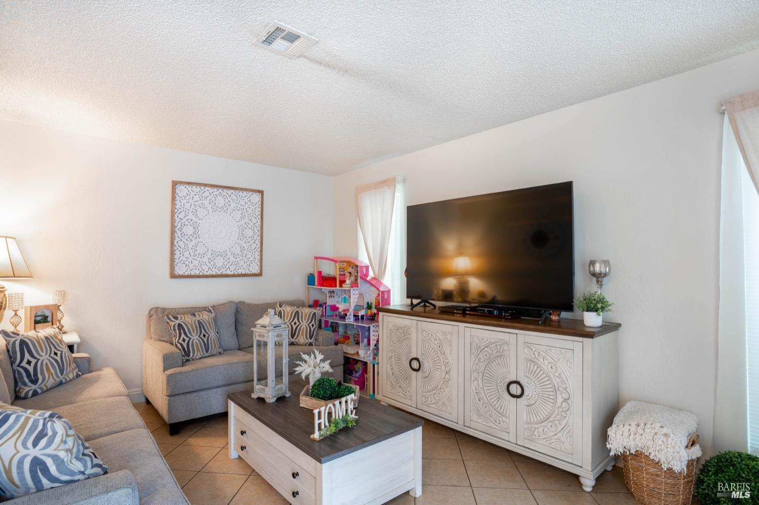 237 Del Loma Court Fairfield CA 94533