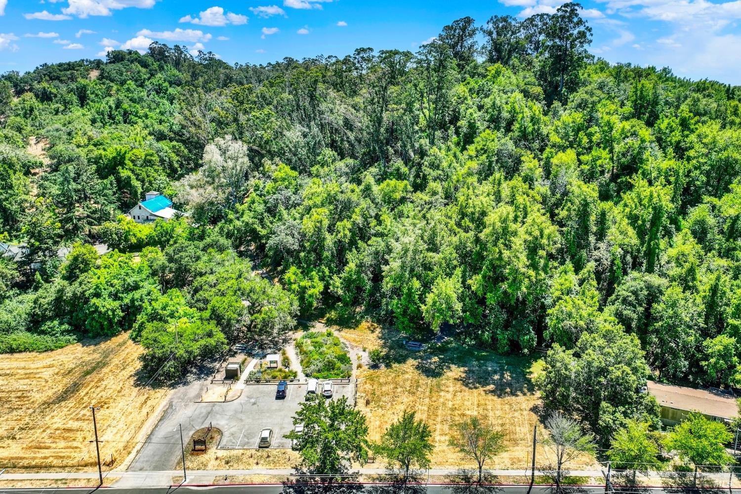 3161 Valley Green Lane Napa CA 94558