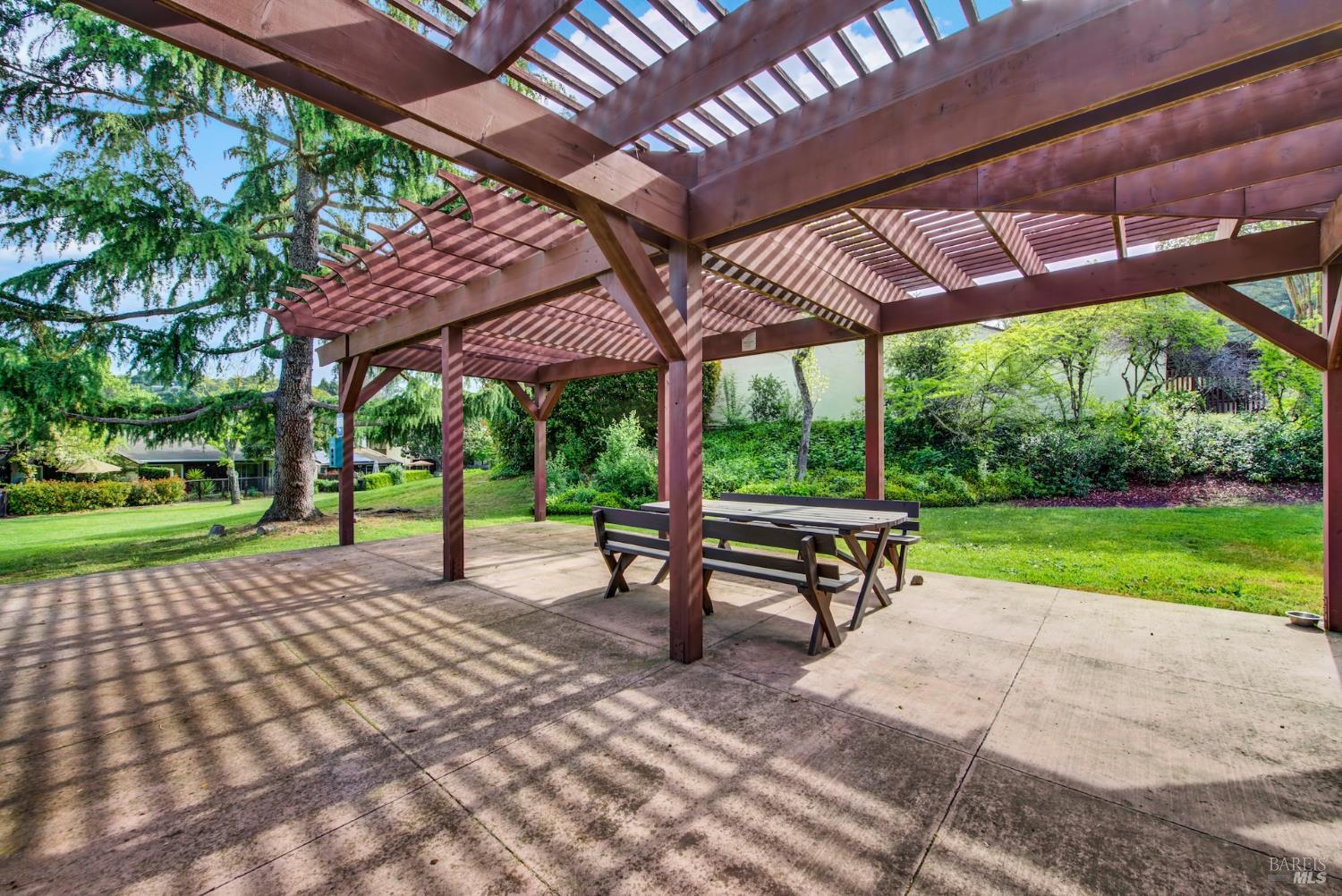 3161 Valley Green Lane Napa CA 94558