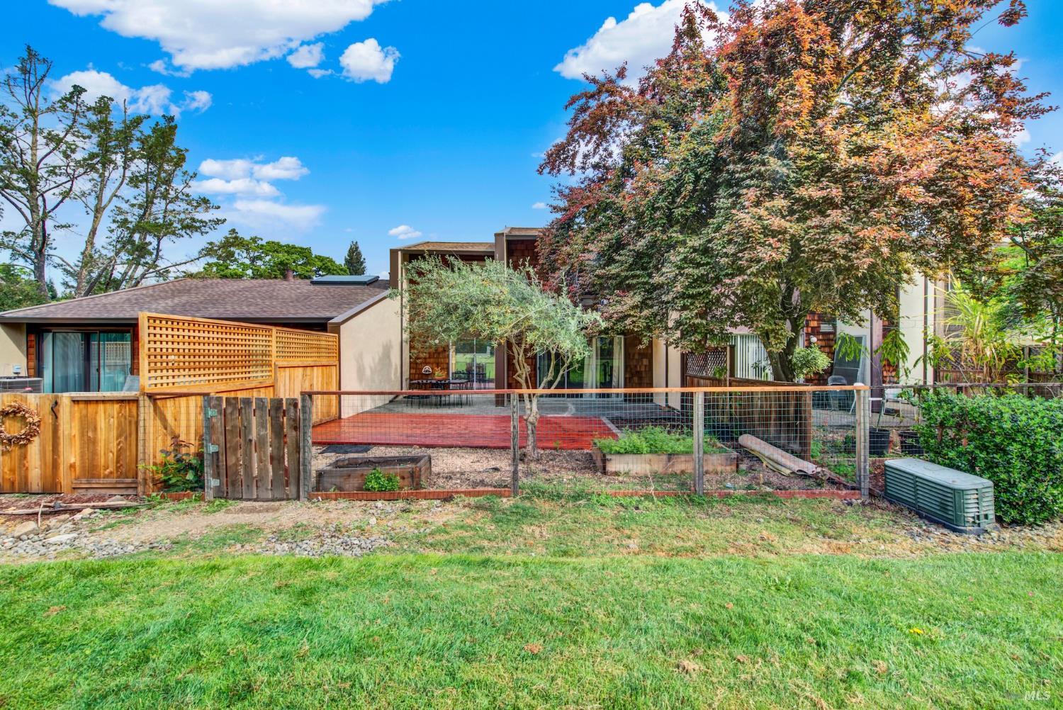3161 Valley Green Lane Napa CA 94558