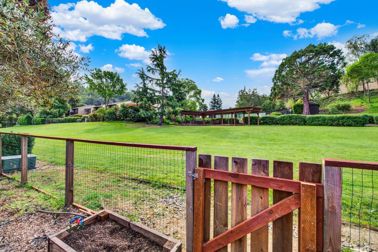 3161 Valley Green Lane Napa CA 94558