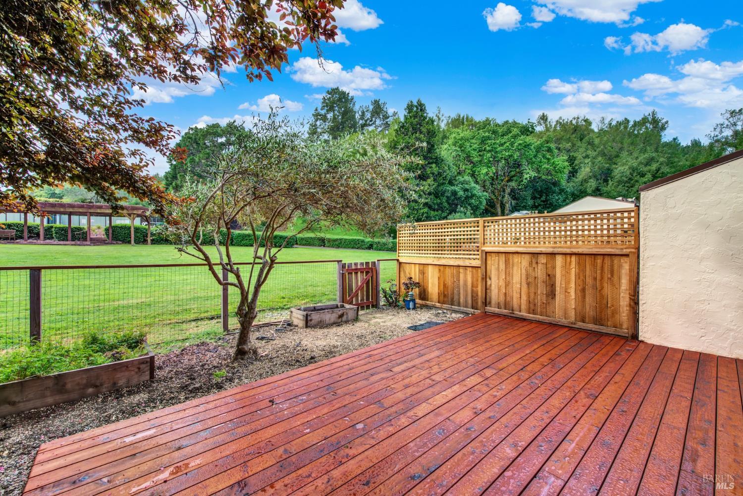 3161 Valley Green Lane Napa CA 94558