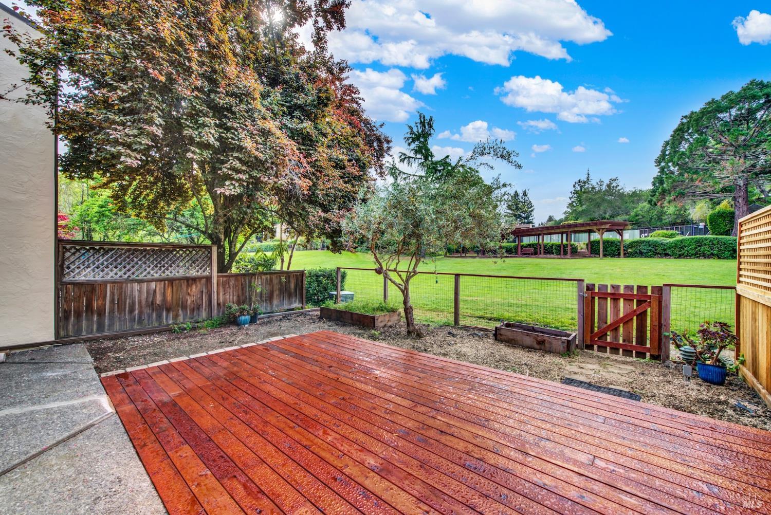 3161 Valley Green Lane Napa CA 94558
