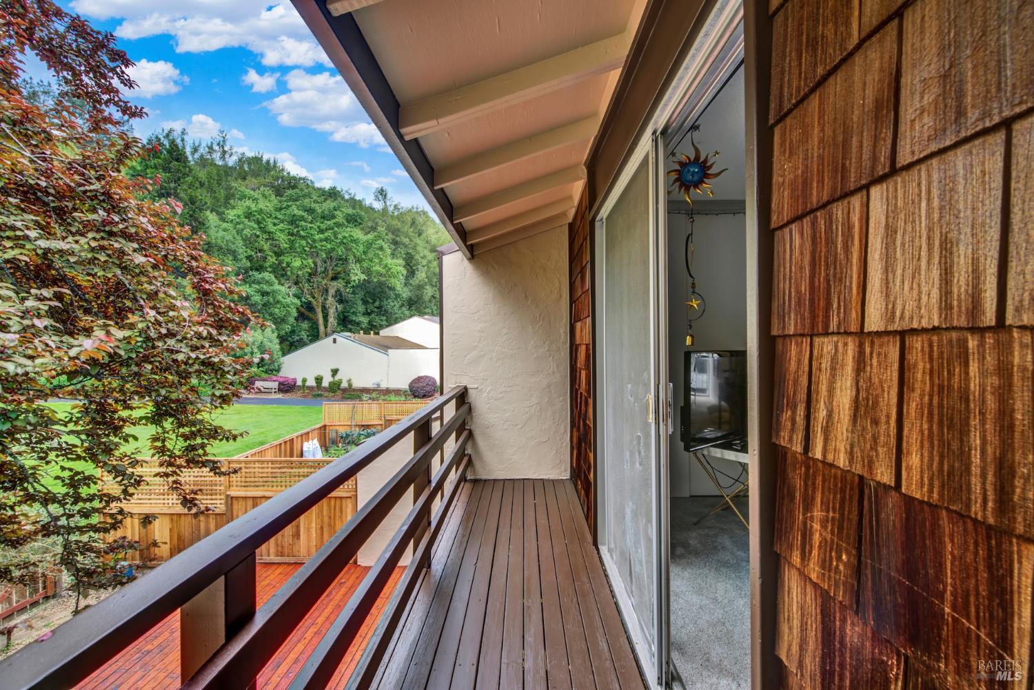 3161 Valley Green Lane Napa CA 94558