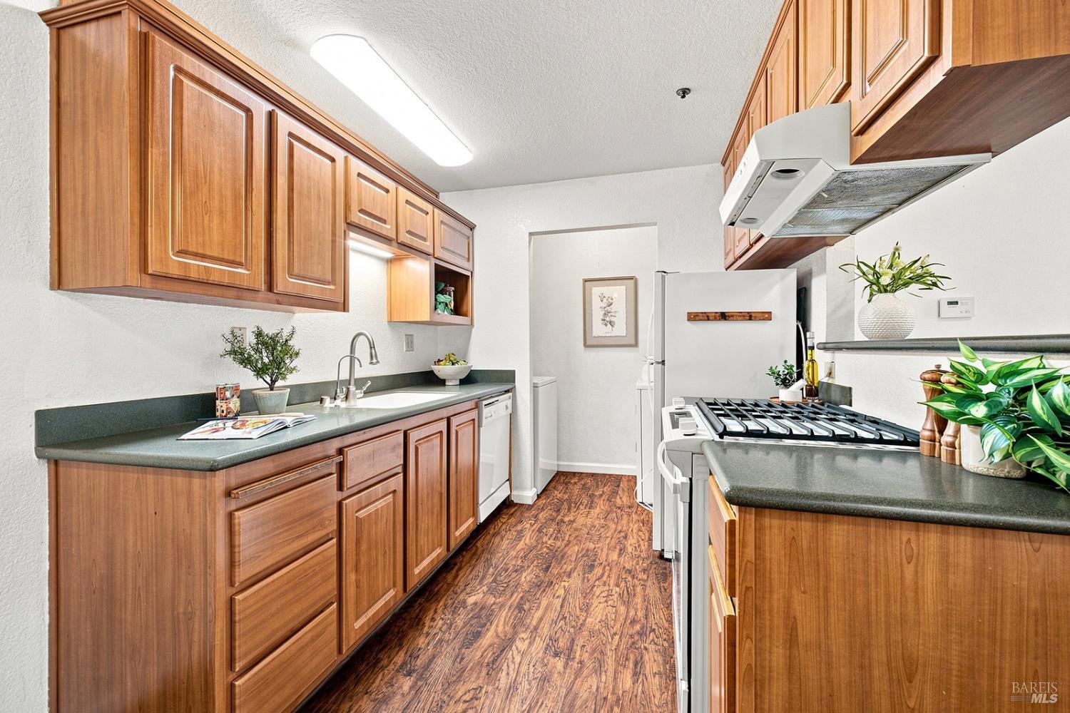 8201 Camino Colegio Rohnert Park CA 94928