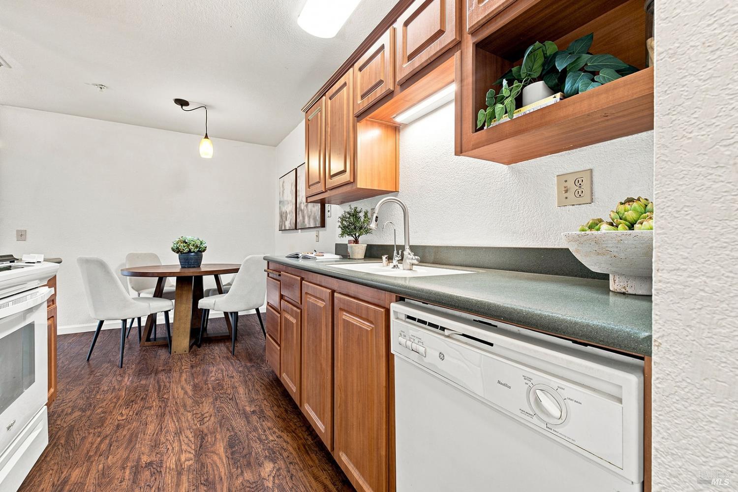 8201 Camino Colegio Rohnert Park CA 94928