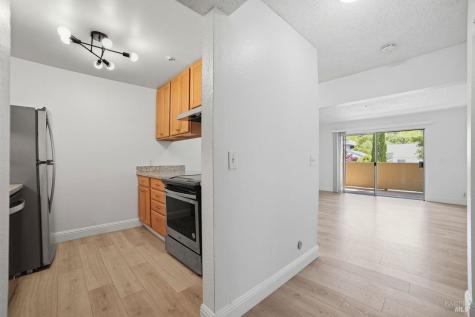 1370 Townview Avenue Santa Rosa CA 95405