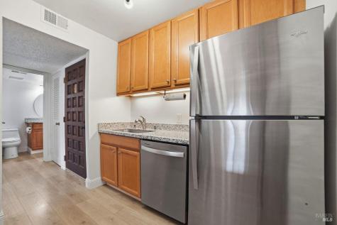 1370 Townview Avenue Santa Rosa CA 95405