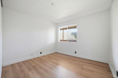 1370 Townview Avenue Santa Rosa CA 95405