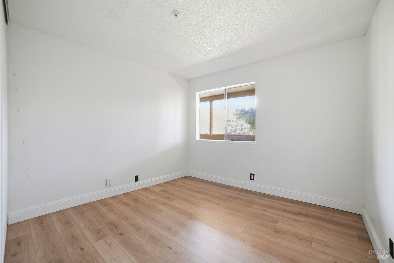 1370 Townview Avenue Santa Rosa CA 95405