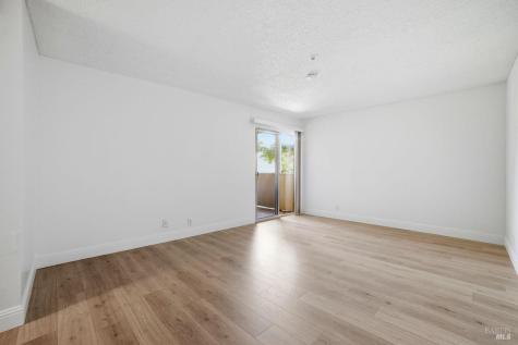1370 Townview Avenue Santa Rosa CA 95405