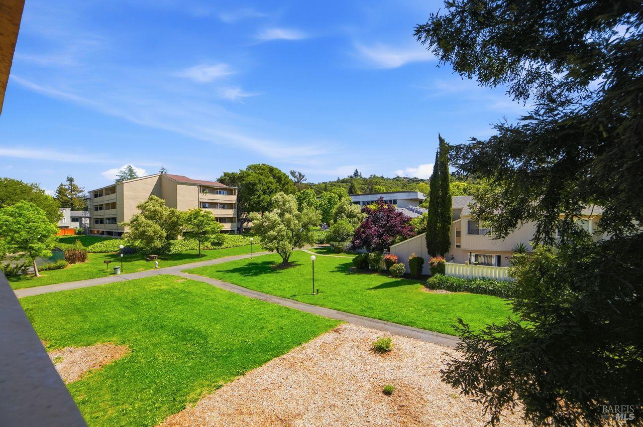 1370 Townview Avenue Santa Rosa CA 95405