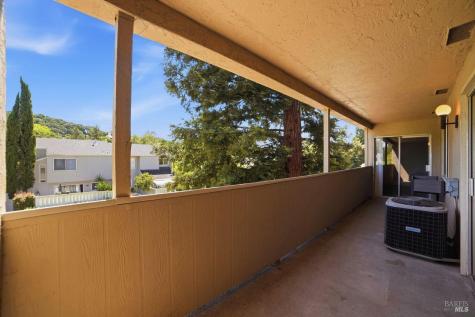 1370 Townview Avenue Santa Rosa CA 95405