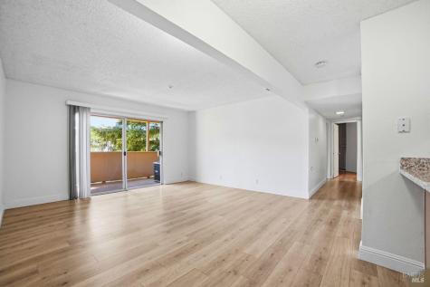 1370 Townview Avenue Santa Rosa CA 95405