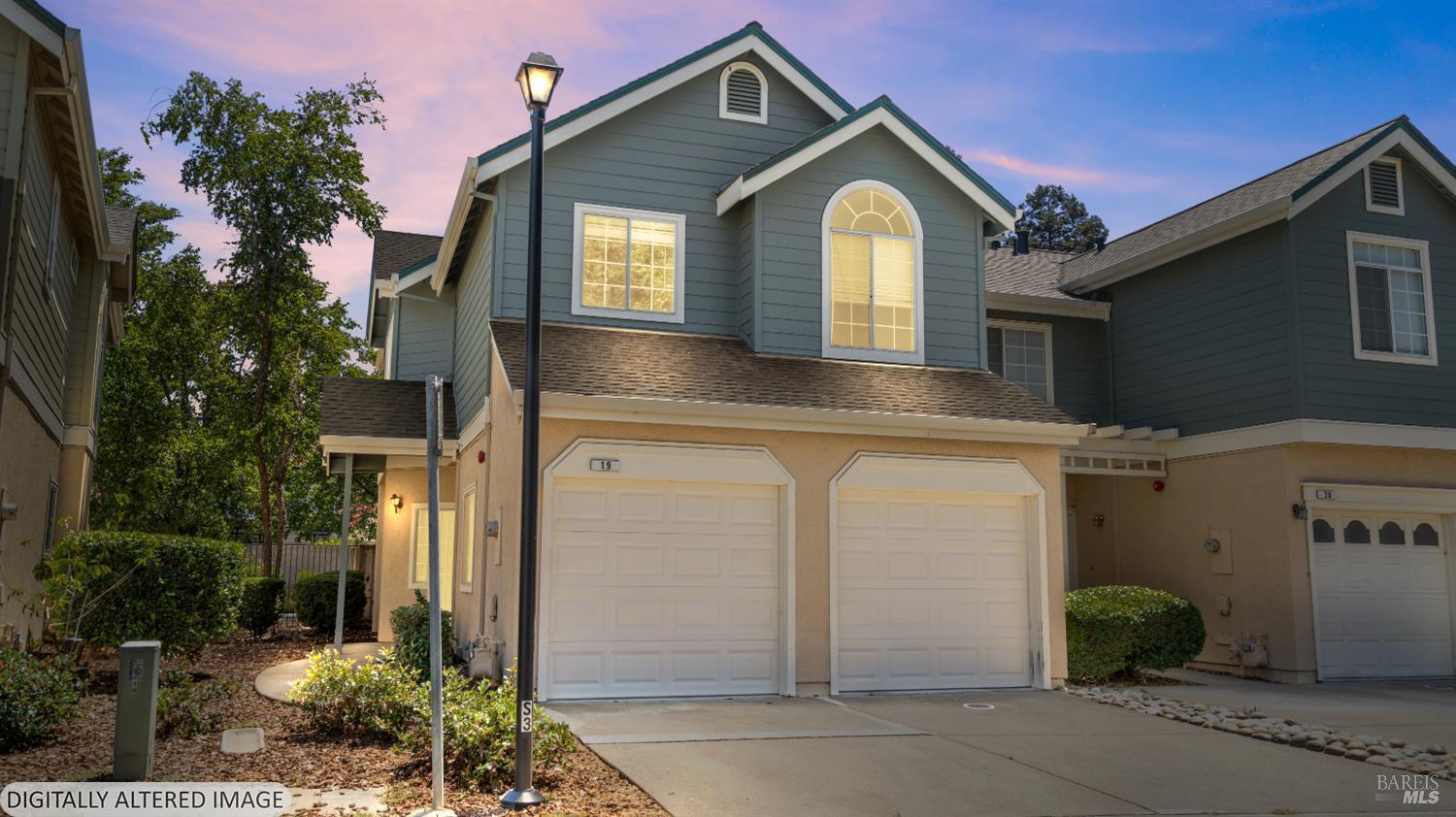 19 Manchester Lane Fairfield CA 94533