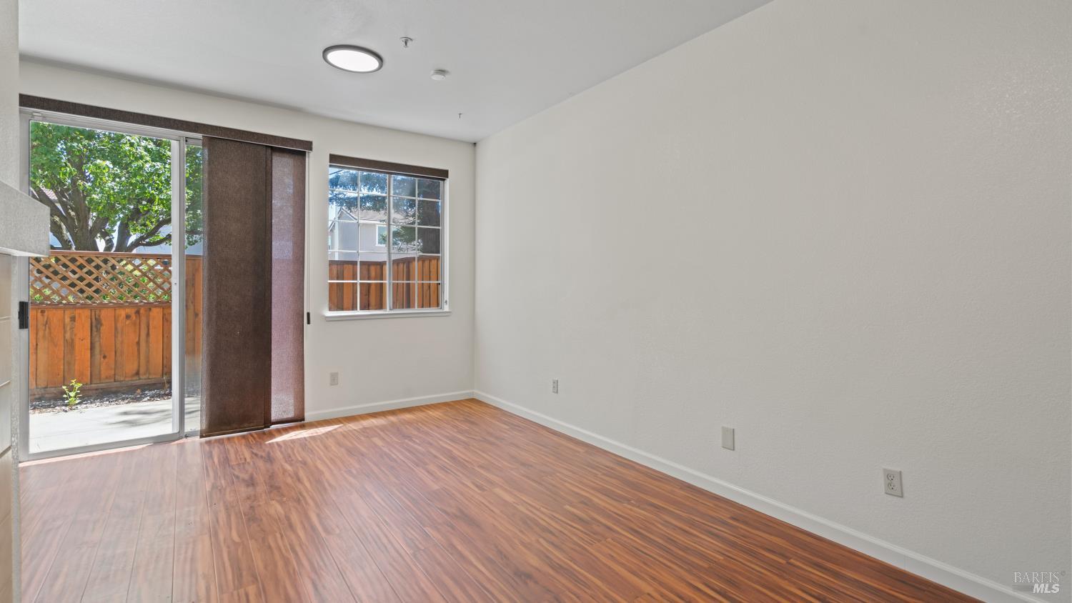 19 Manchester Lane Fairfield CA 94533