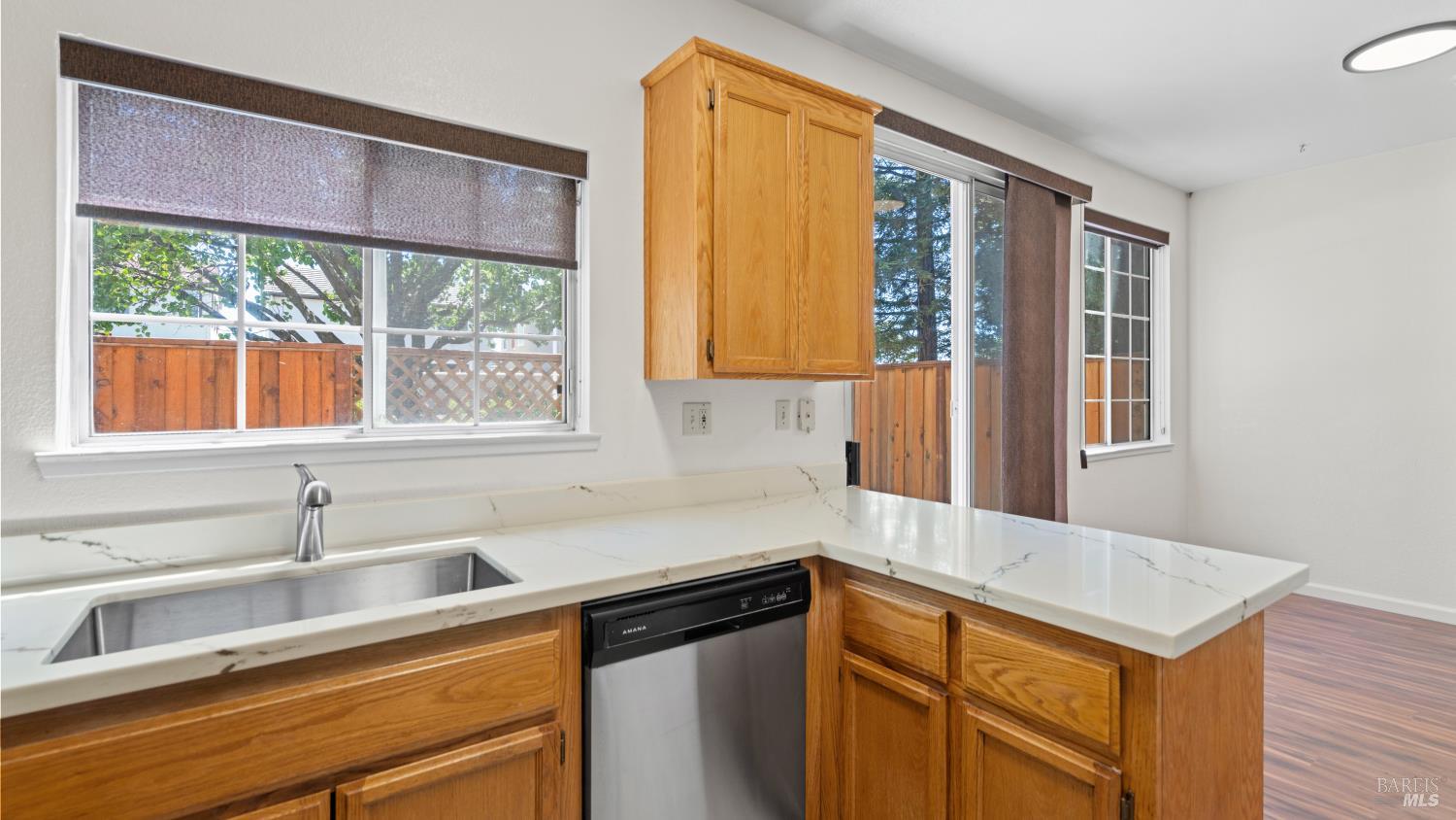 19 Manchester Lane Fairfield CA 94533