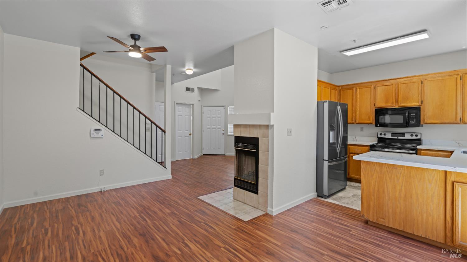 19 Manchester Lane Fairfield CA 94533