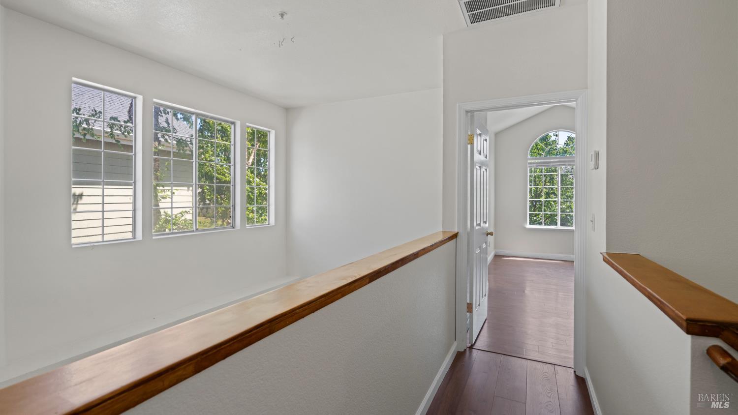 19 Manchester Lane Fairfield CA 94533