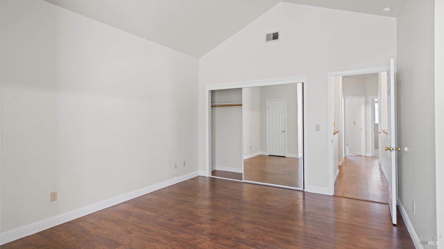 19 Manchester Lane Fairfield CA 94533