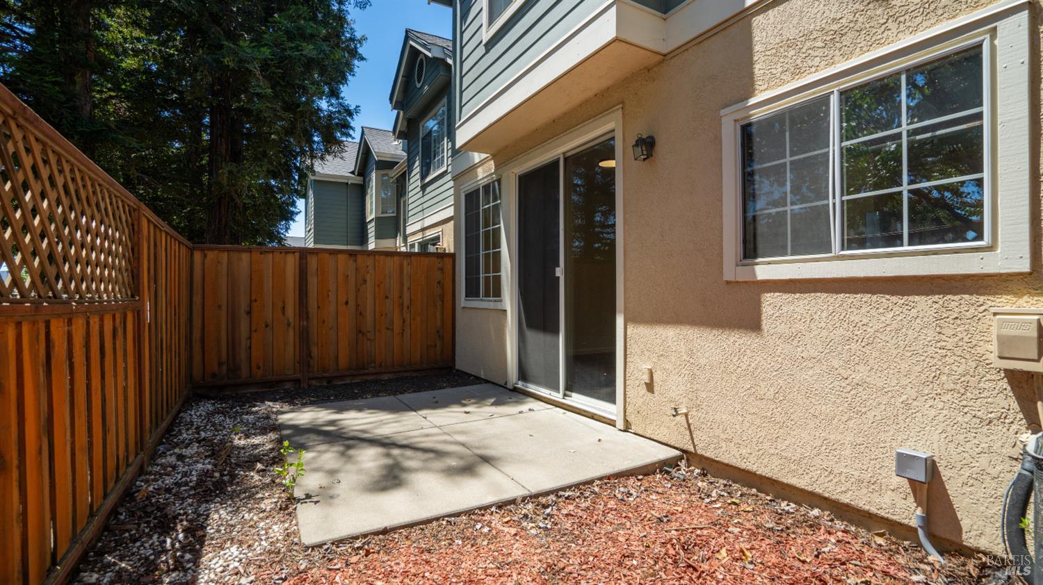 19 Manchester Lane Fairfield CA 94533