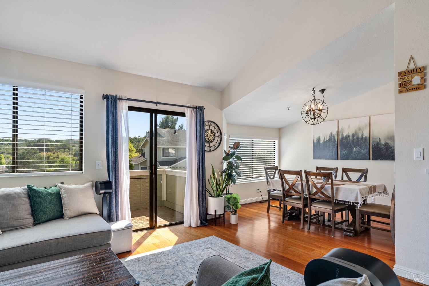 21 Briarwood Court Novato CA 94947