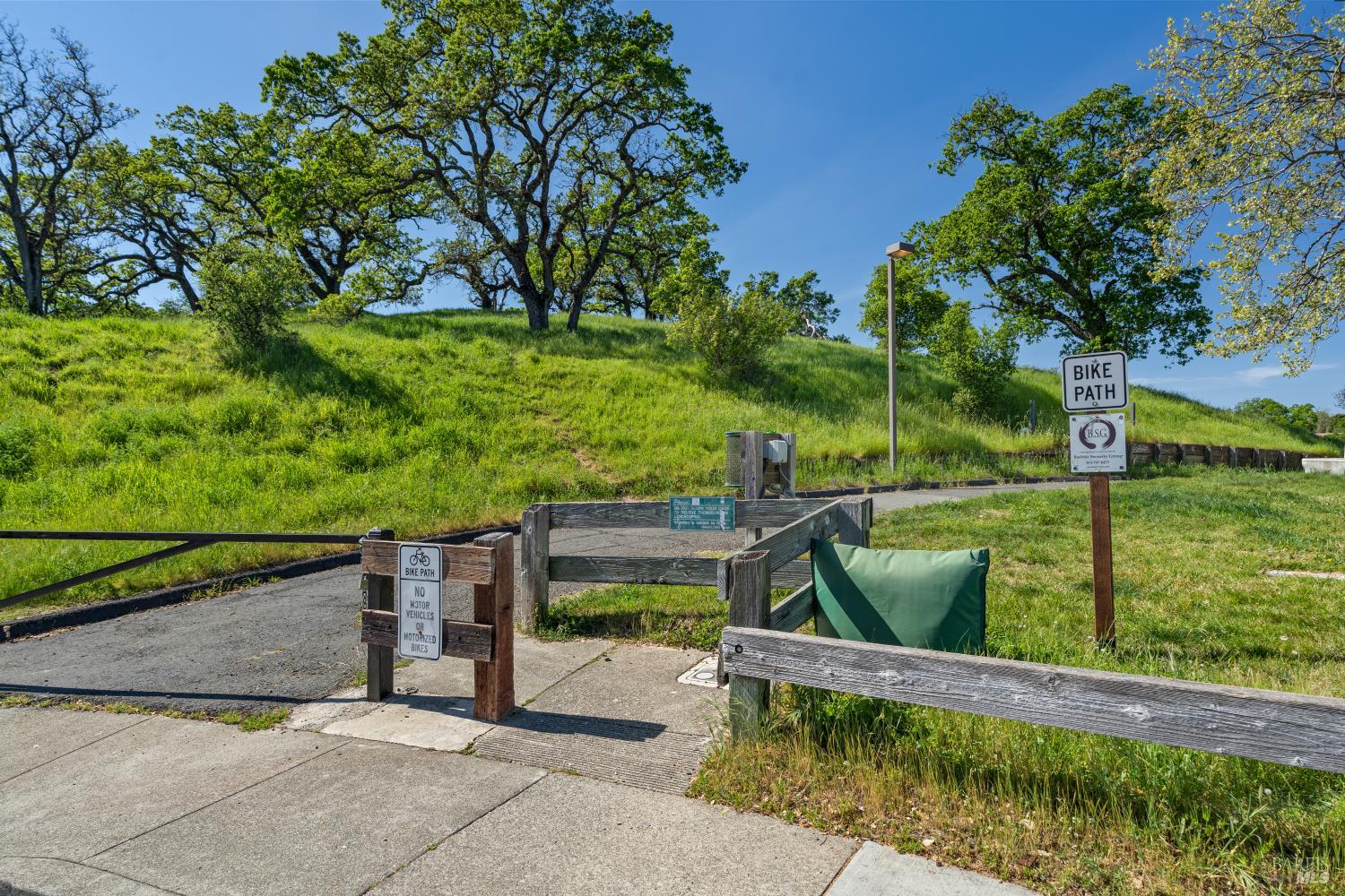 21 Briarwood Court Novato CA 94947