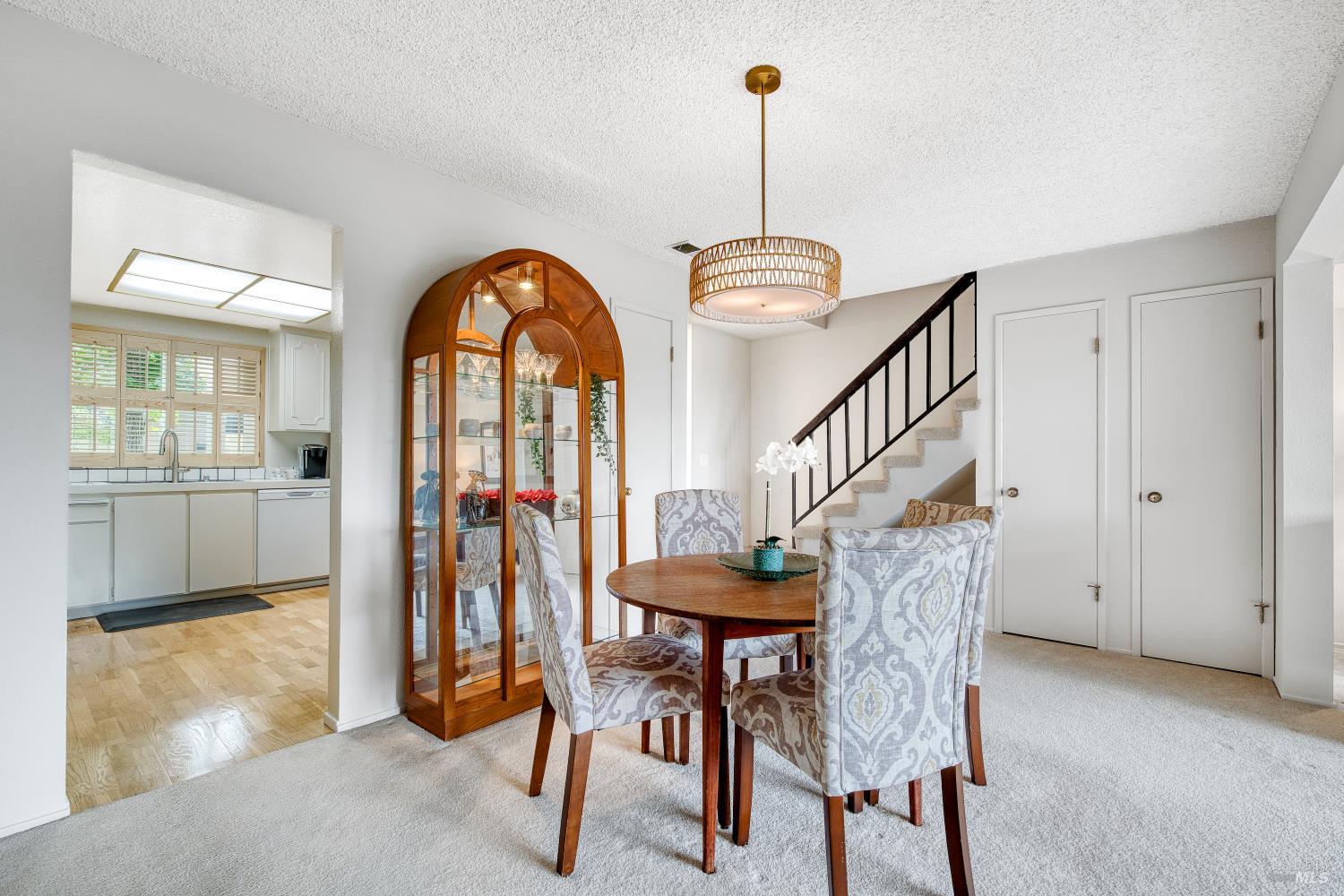 6-E Park Crest Court Novato CA 94947