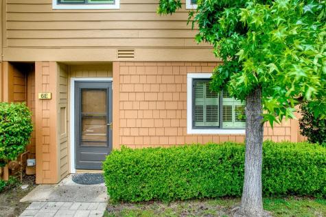 6-E Park Crest Court Novato CA 94947