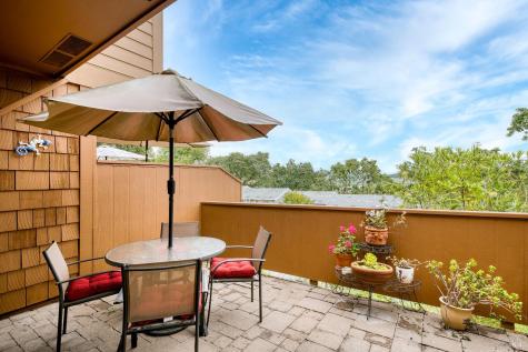 6-E Park Crest Court Novato CA 94947