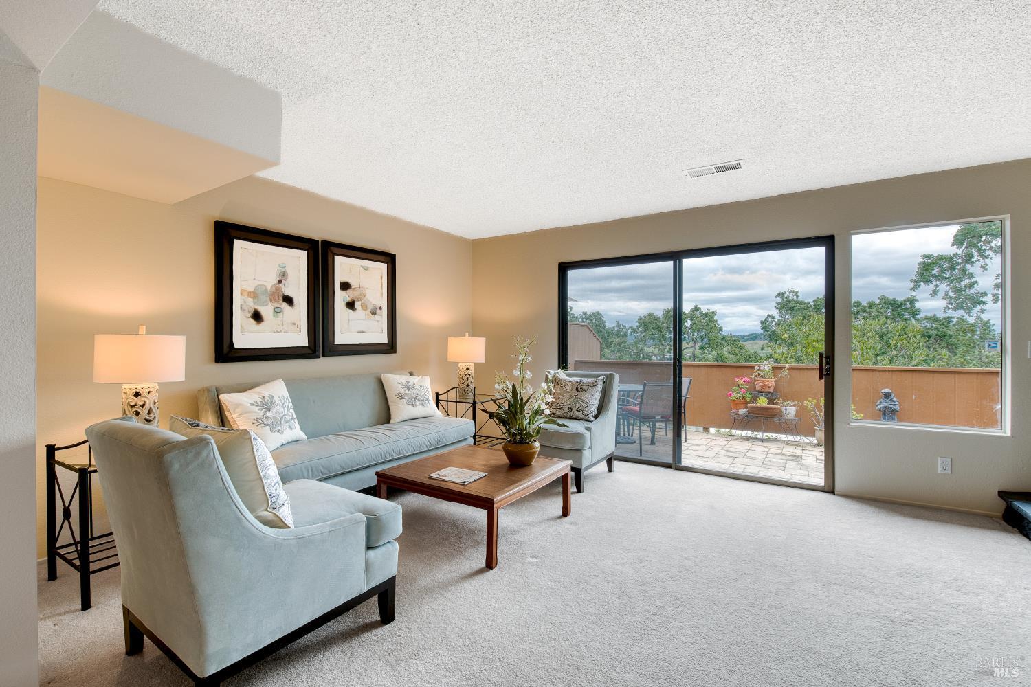 6-E Park Crest Court Novato CA 94947