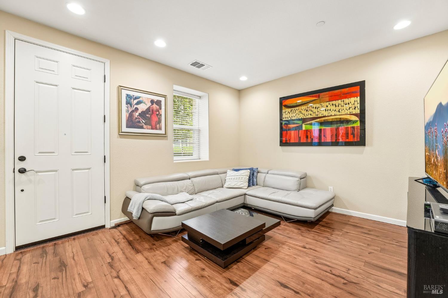 103 Arcangel Way San Pablo CA 94806