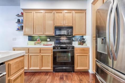 2513 Edgewater Drive Santa Rosa CA 95407