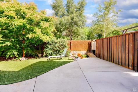 2513 Edgewater Drive Santa Rosa CA 95407