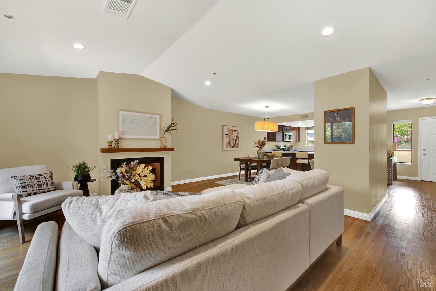 1629 San Vicente Avenue Napa CA 94558