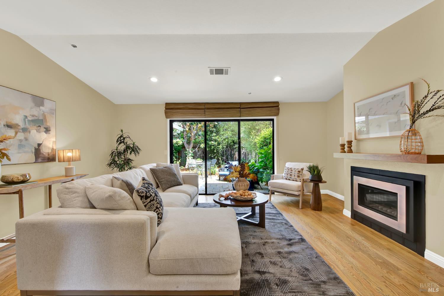 1629 San Vicente Avenue Napa CA 94558