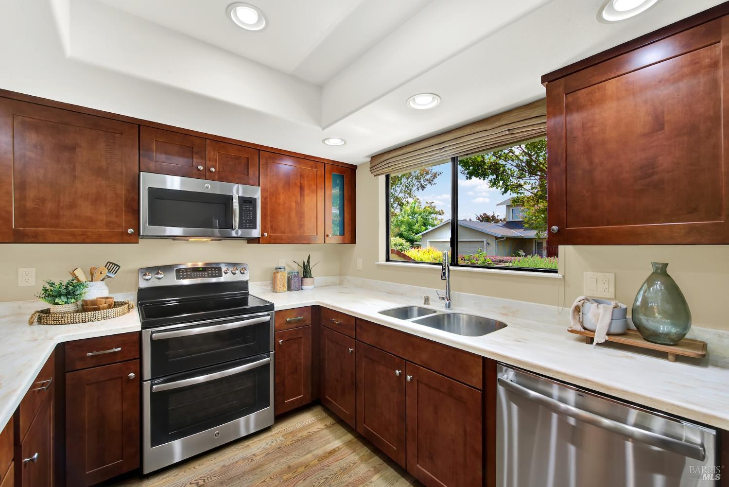 1629 San Vicente Avenue Napa CA 94558
