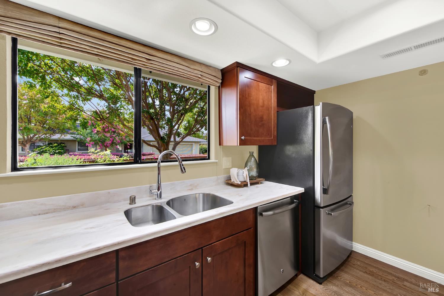 1629 San Vicente Avenue Napa CA 94558