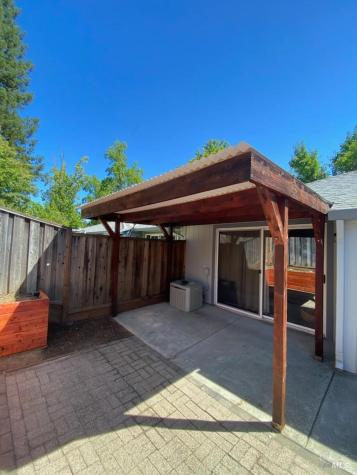 221 Elbridge Avenue Cloverdale CA 95425