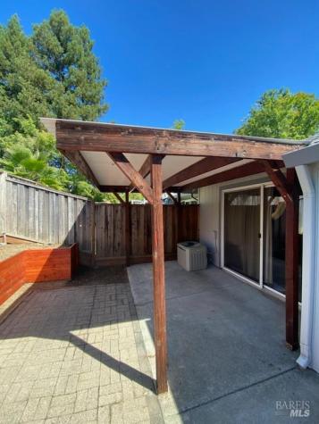 221 Elbridge Avenue Cloverdale CA 95425