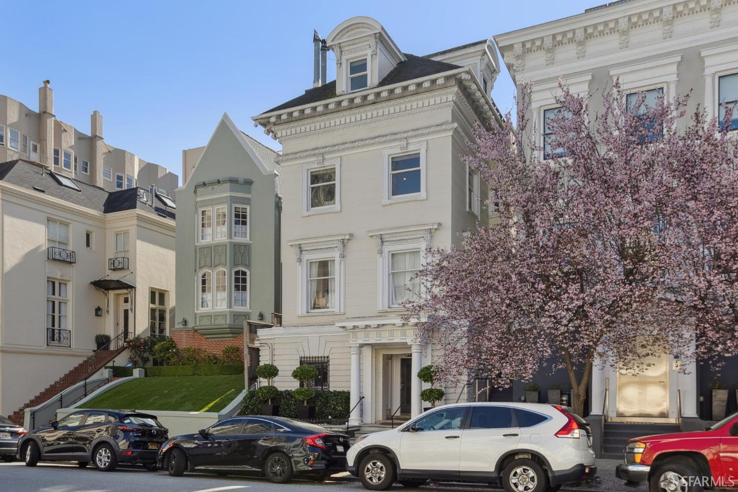 2217 Pacific Avenue San Francisco CA 94115