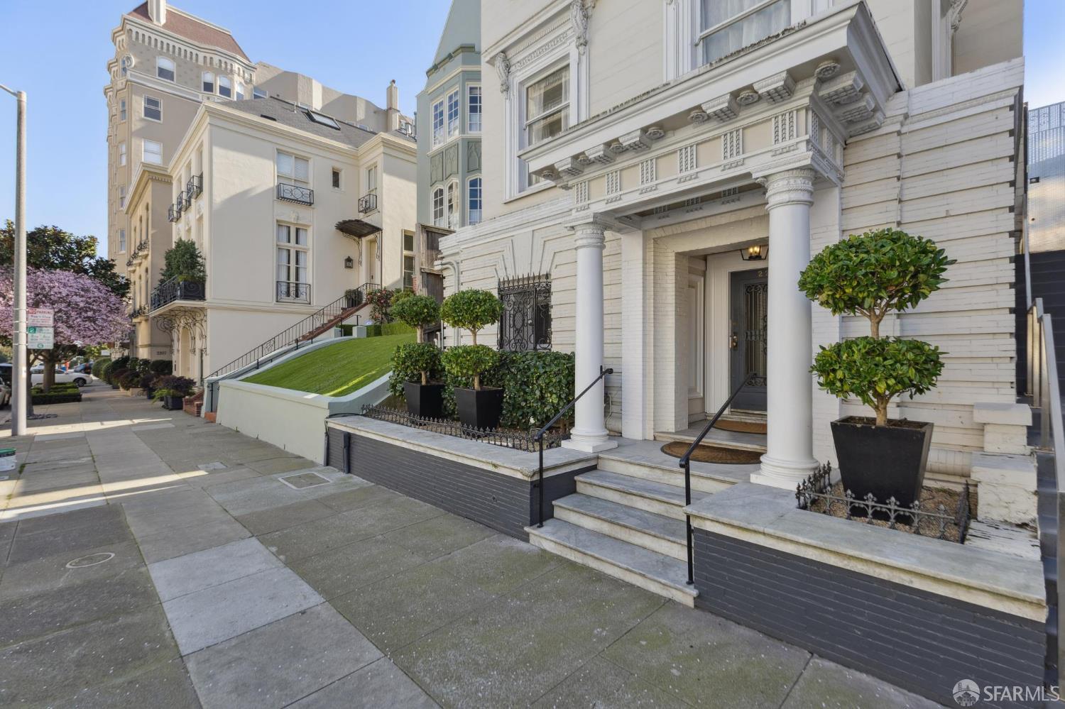 2217 Pacific Avenue San Francisco CA 94115