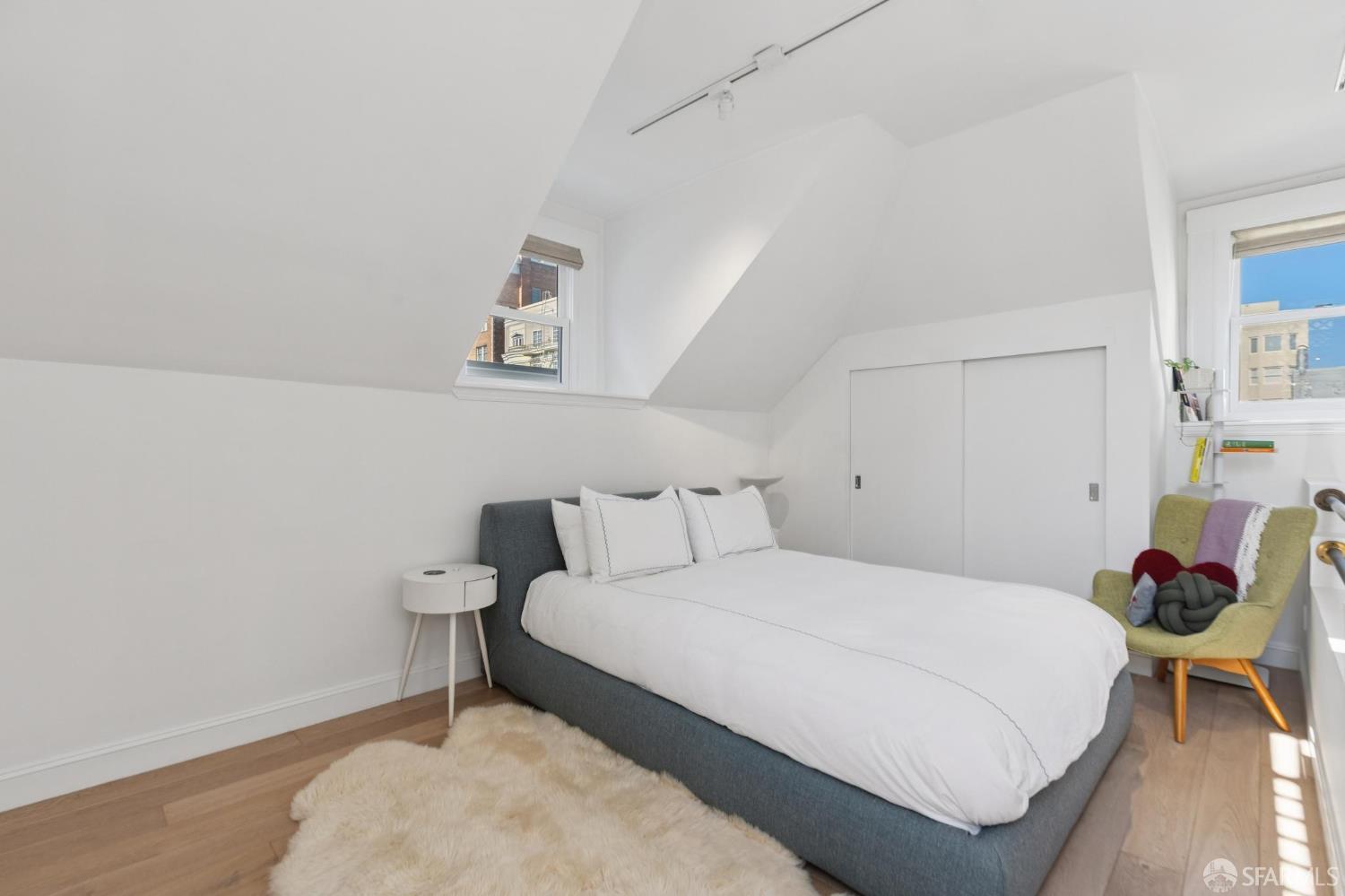 2217 Pacific Avenue San Francisco CA 94115
