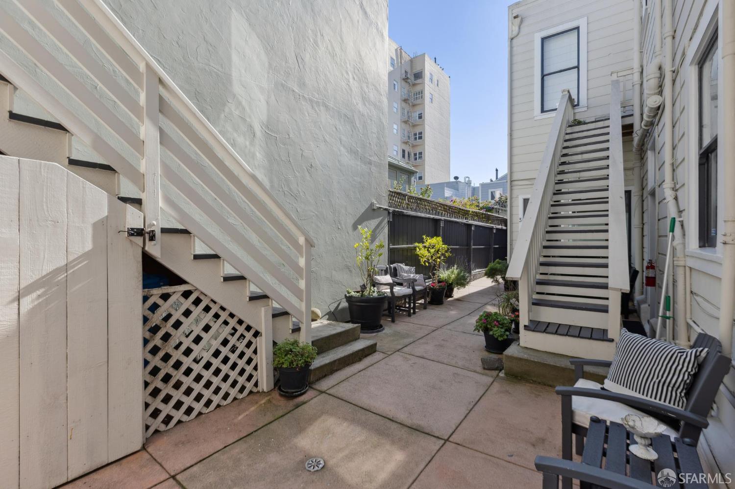 2217 Pacific Avenue San Francisco CA 94115