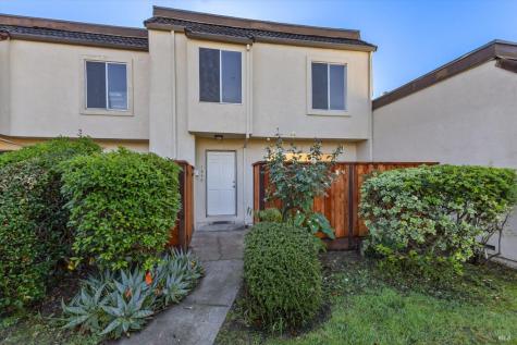 1848 Primavera Drive Santa Rosa CA 95409